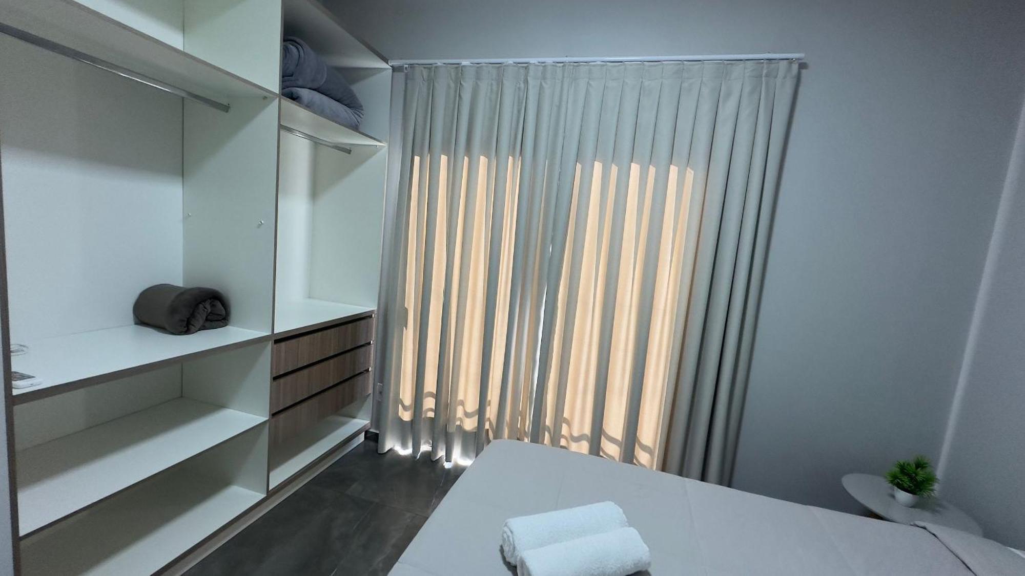 Perto Dos Pontos Turisticos Apartamento *